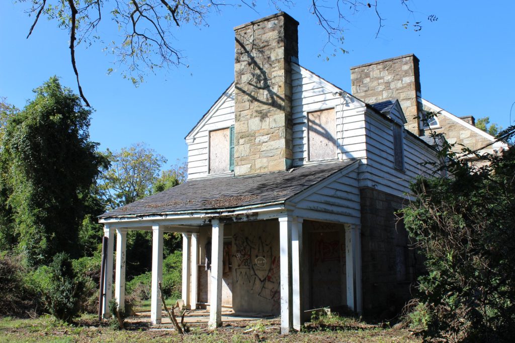 Sell an Abandoned Property for Cash in Enfield, CT